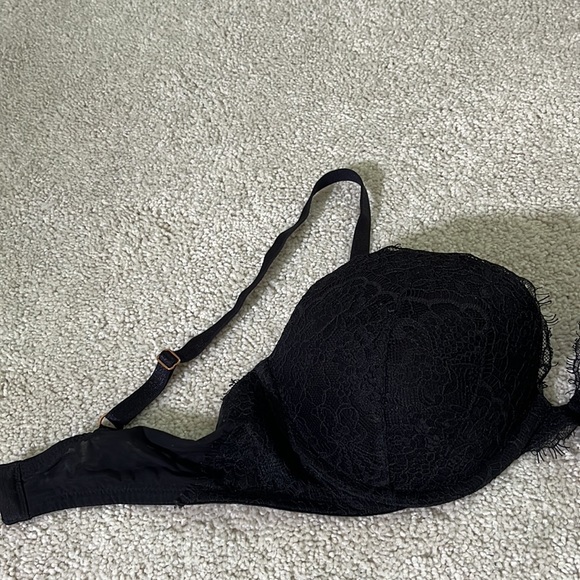 Victoria’s Secret Dream Angels push up bra - Picture 2 of 3